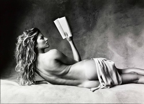 The Full Bush Is the New Bikini Wax—Here’s How to Transition Like a Pro