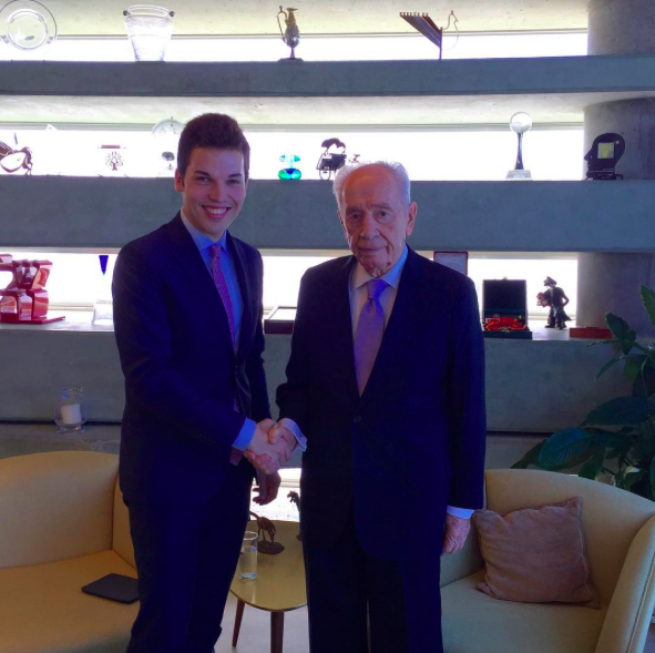 Horowitz for former Israeli President Shimon Peres. Horowitz/Instagram